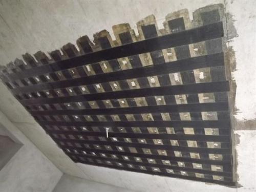 玉泉楼板加固